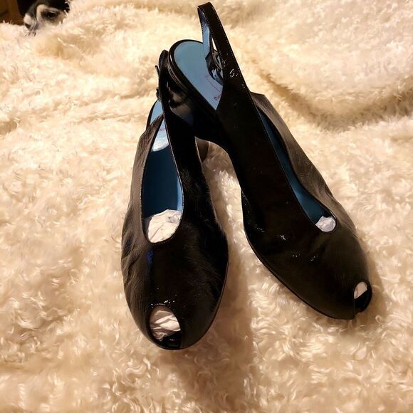Thierry rabotin charming with Black crinkle patent leather, sling back 2" heel - Picture 6 of 8